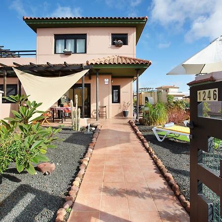 Amadeus Villa La Oliva Eksteriør bilde