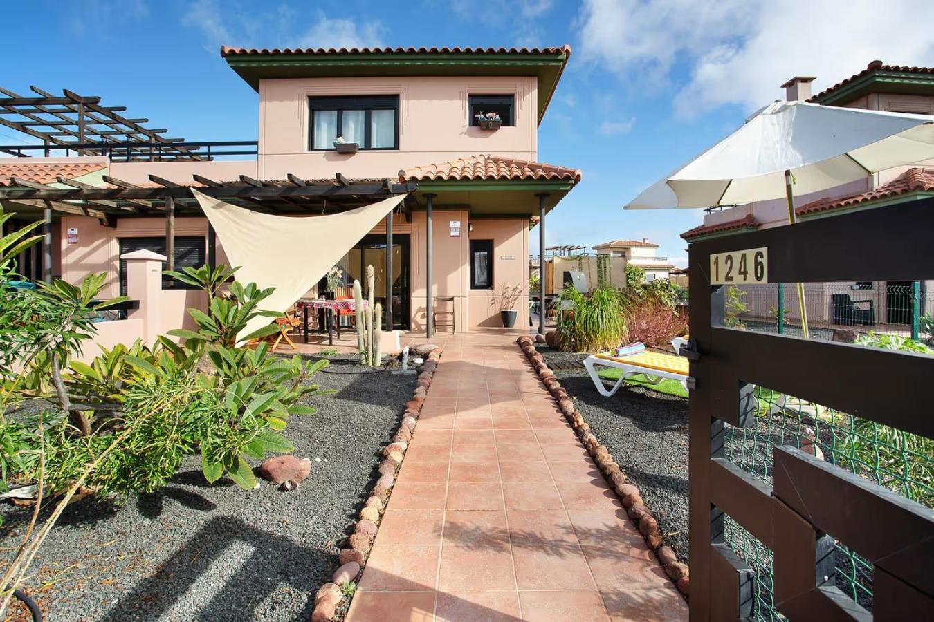 Amadeus Villa La Oliva Eksteriør bilde