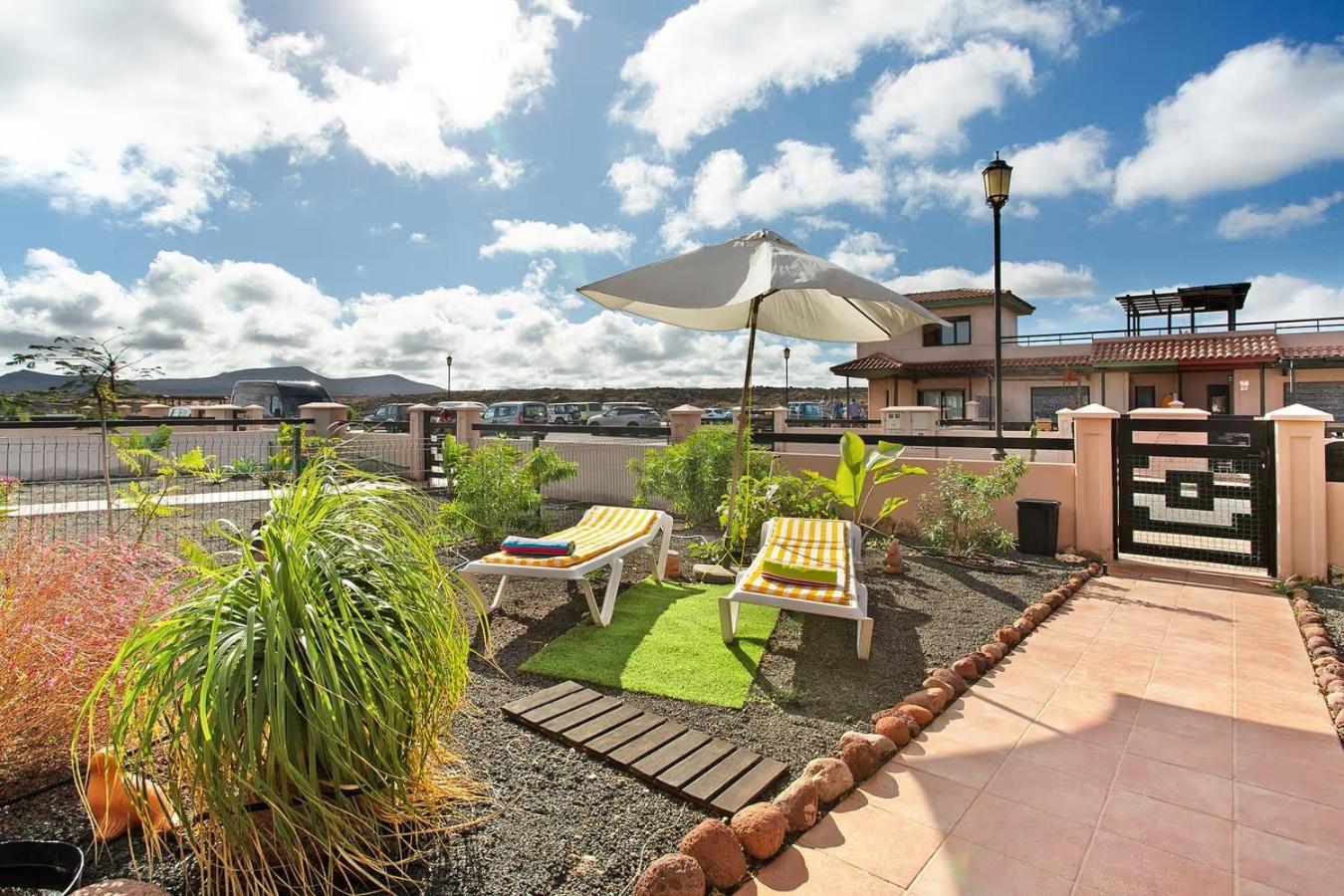 Amadeus Villa La Oliva Eksteriør bilde