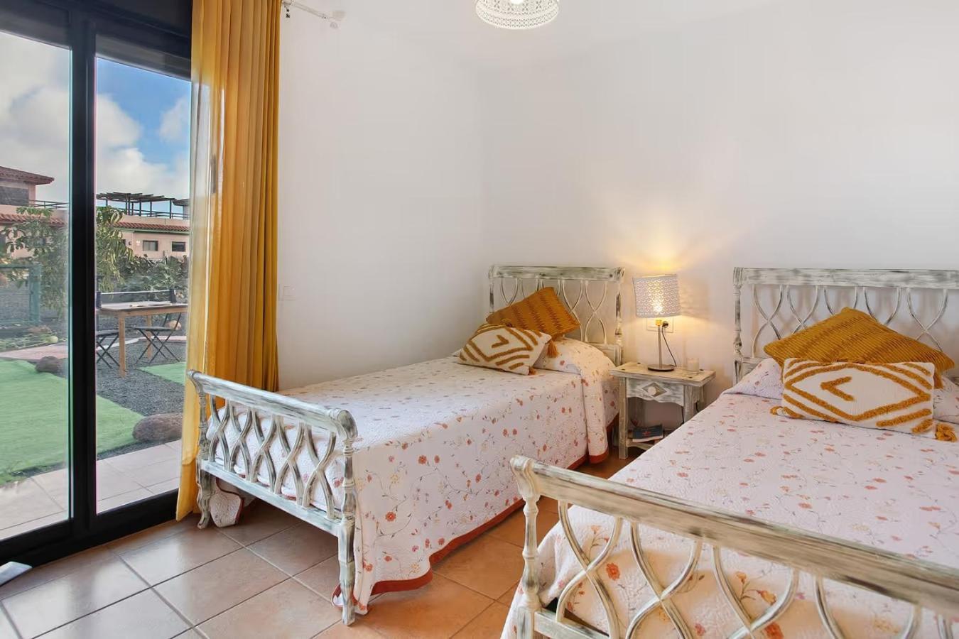 Amadeus Villa La Oliva Eksteriør bilde