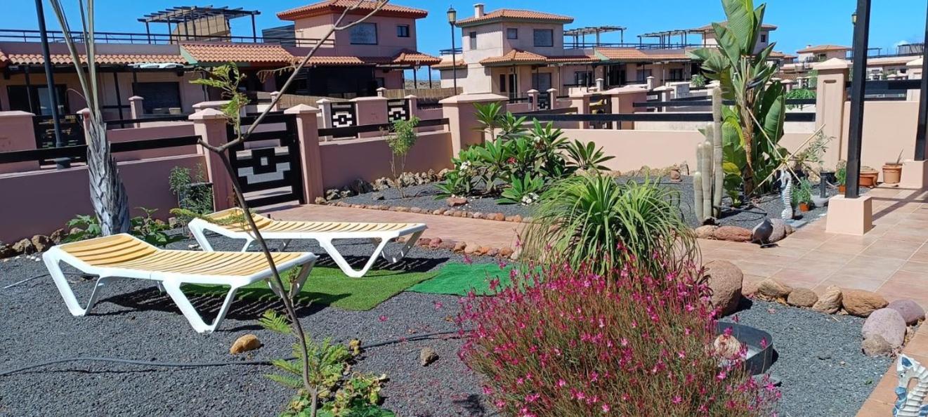 Amadeus Villa La Oliva Eksteriør bilde